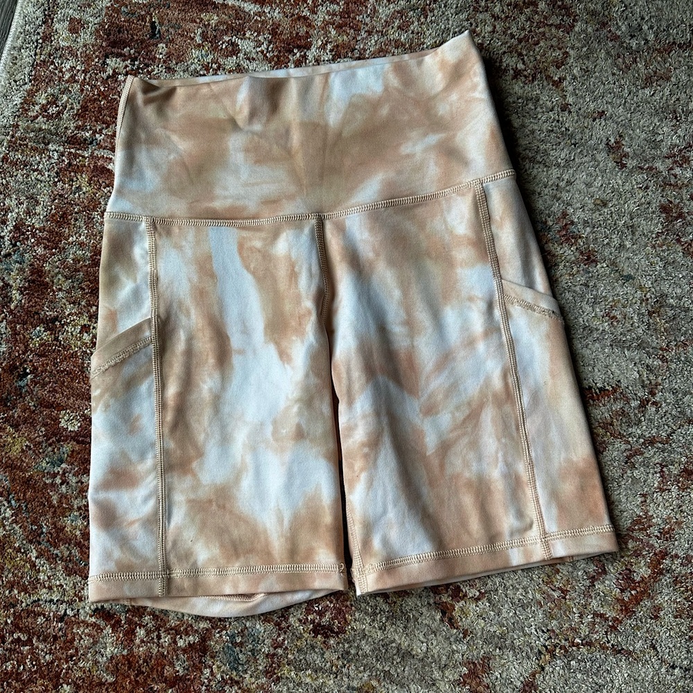 Offline by Aerie Hugger High Rise Bike Shorts